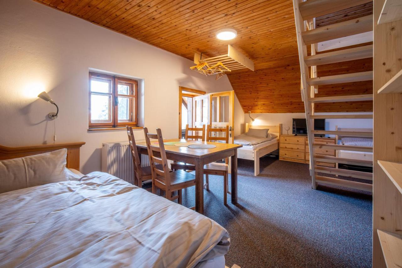 Penzion Koucký Bedřichov Esterno foto
